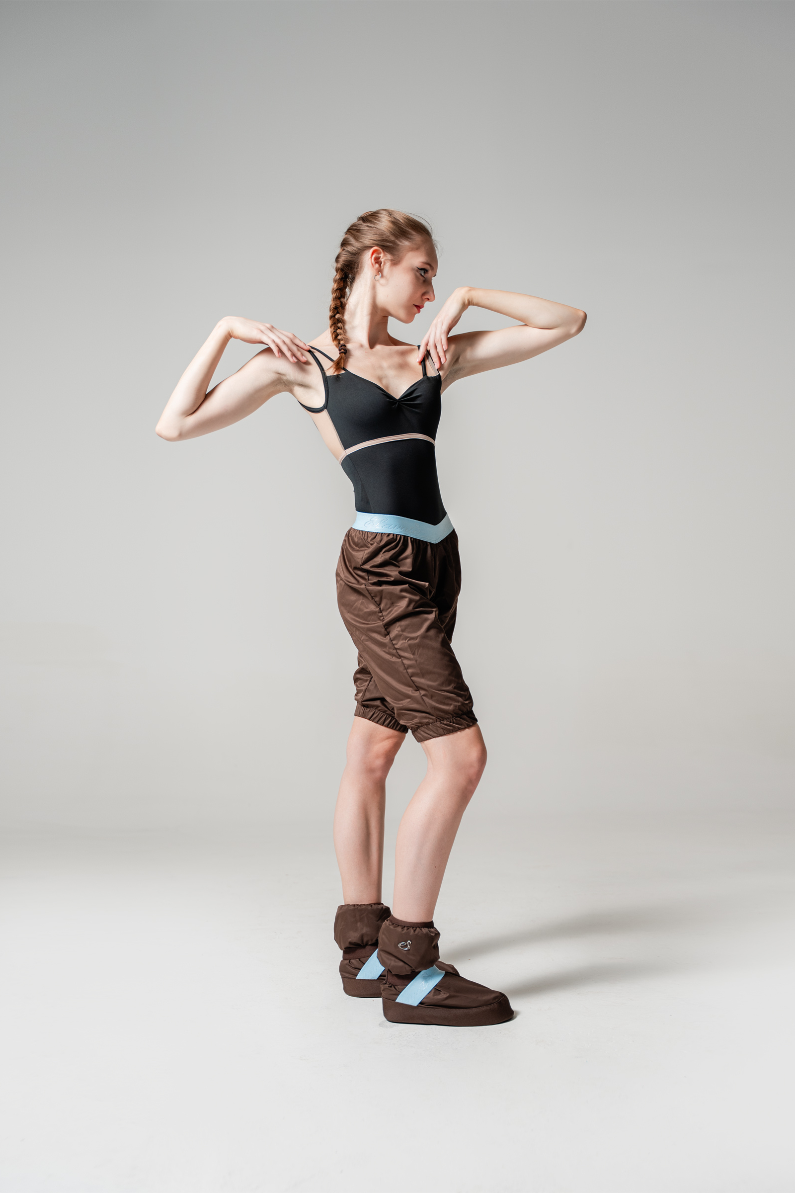 Signature Booties Avant-Garde color